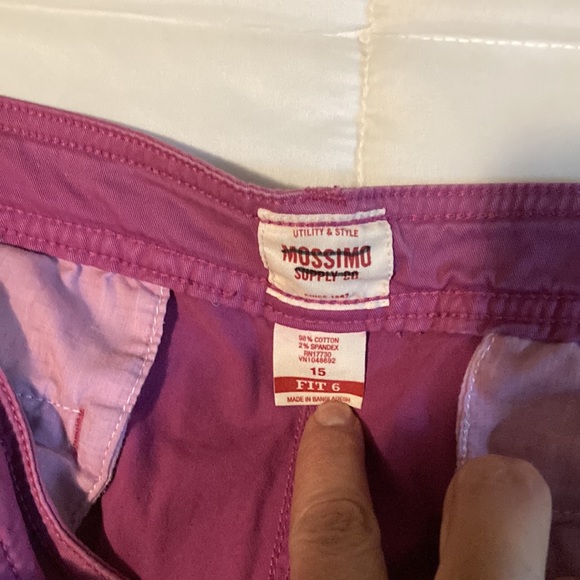 Mossimo Raspberry Color Capri - Picture 2 of 3